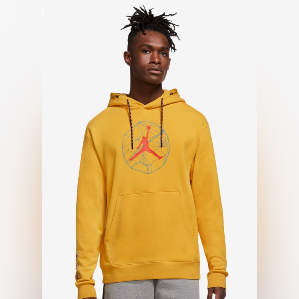Jordan
Essentials Mountainside Pullover Hoodie